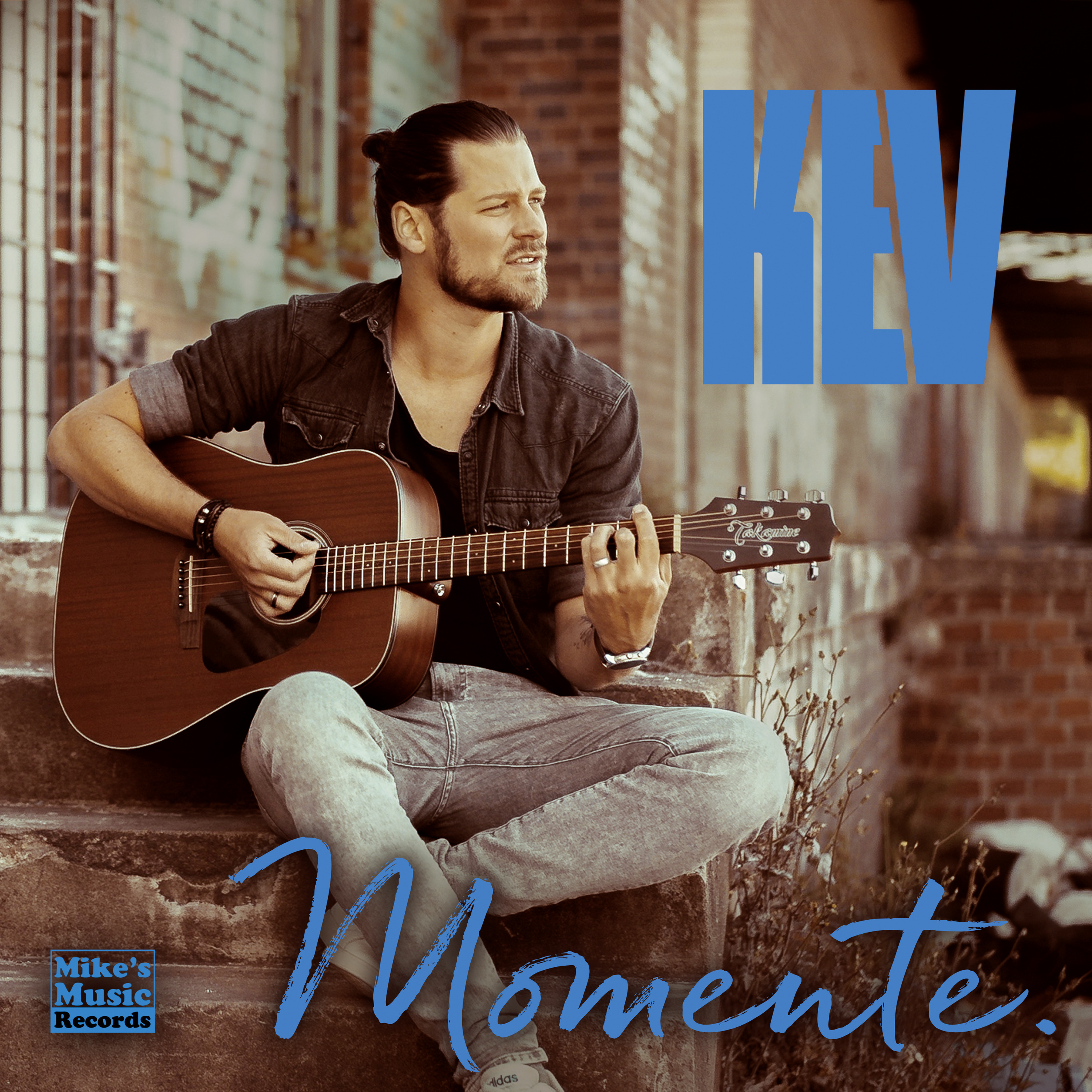 Kev auf der buehne frau